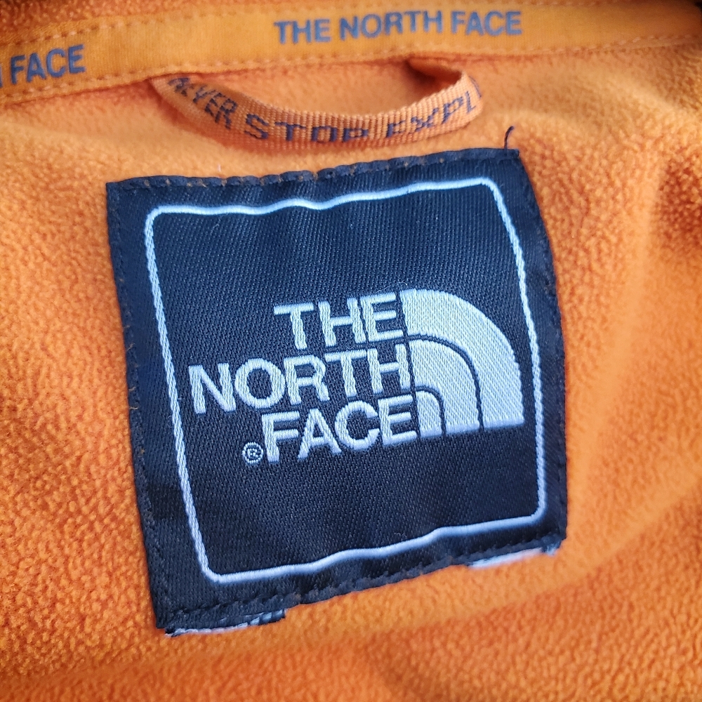 The North Face Pitaya Hooded Fleece Lined Windbreaker - Picture 4 of 11
